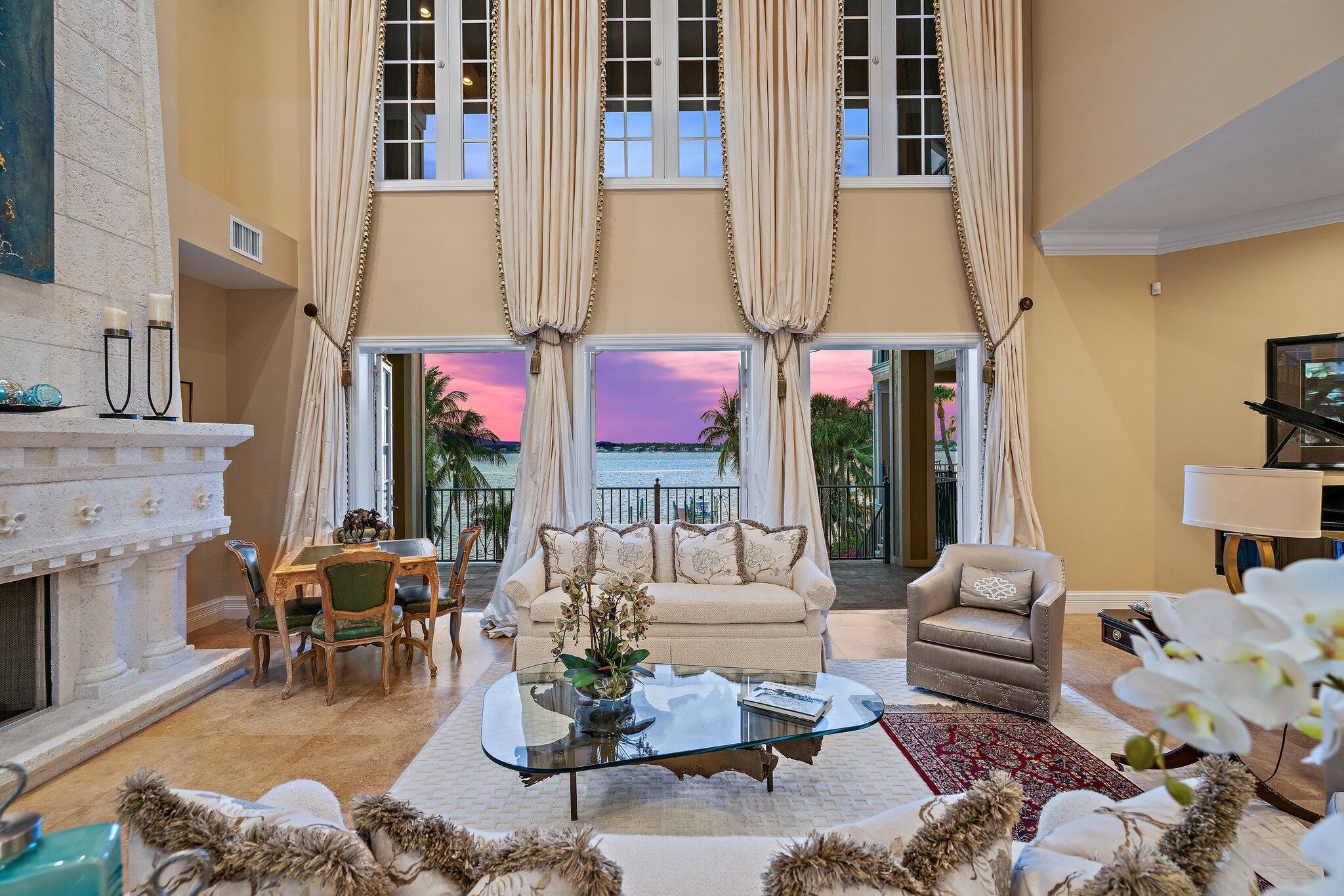 LUCINDIA - Residential