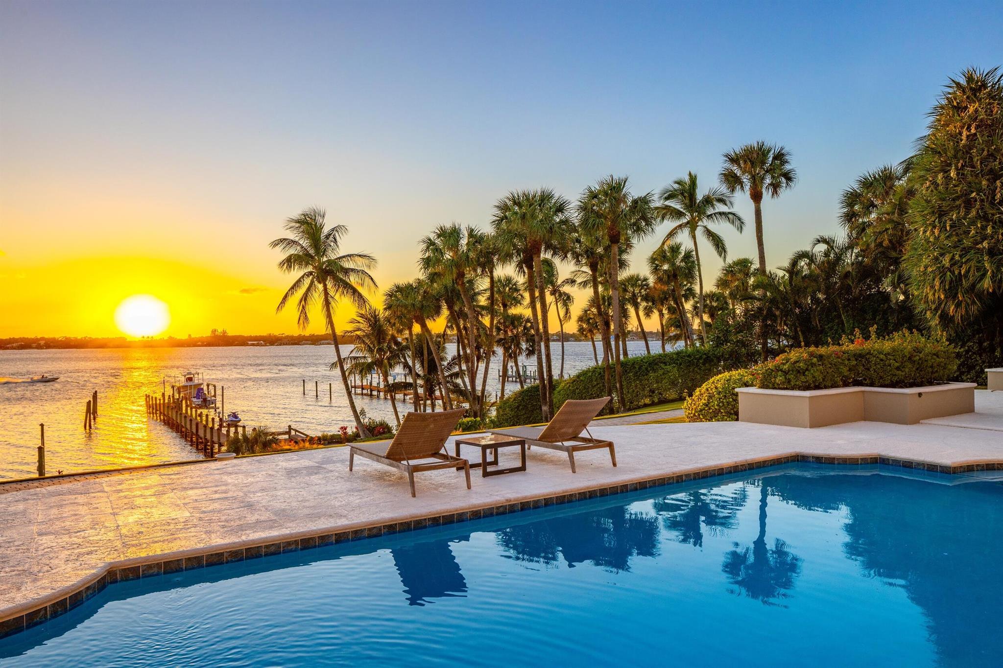 LUCINDIA - Residential