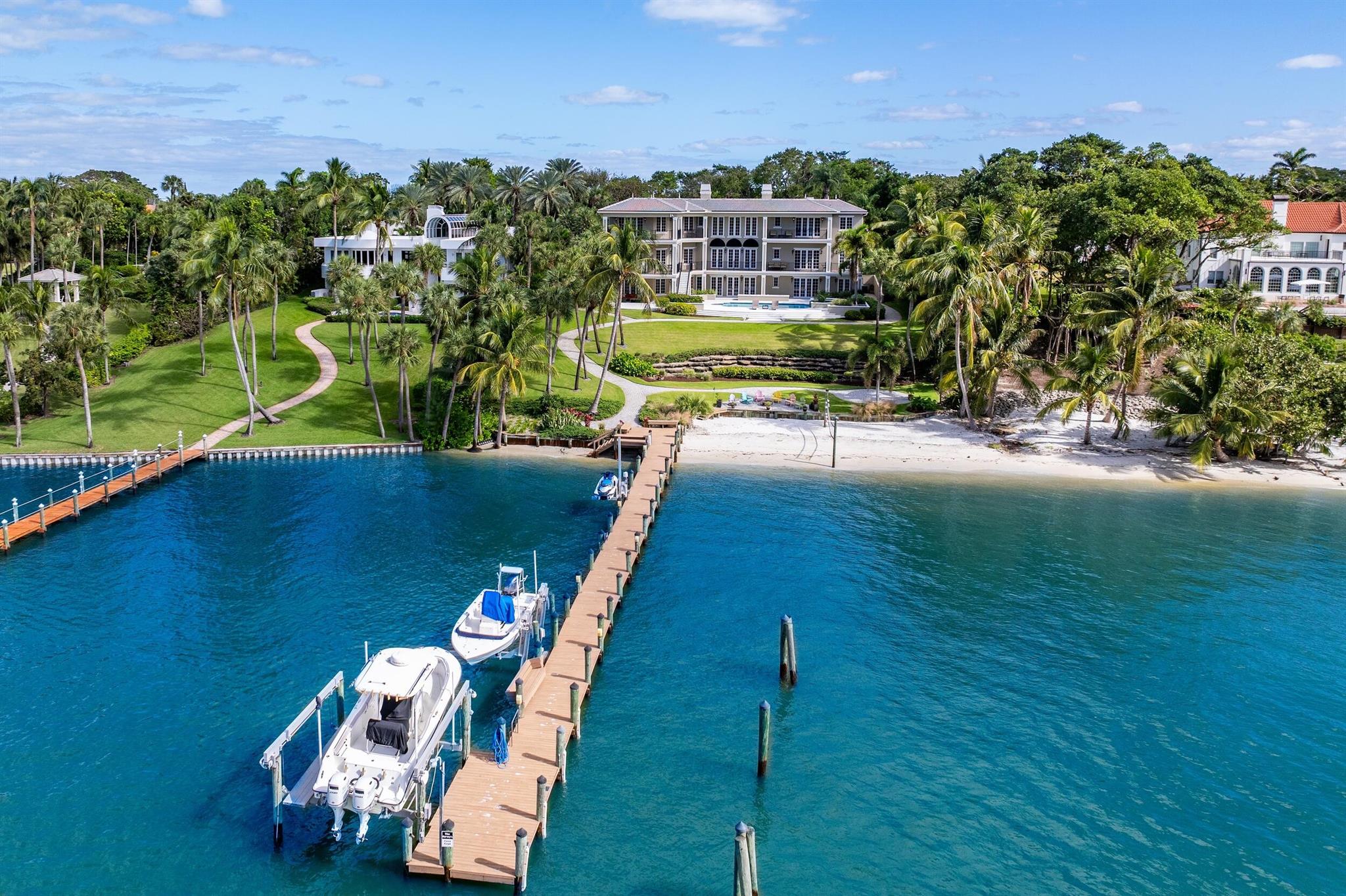 LUCINDIA - Residential