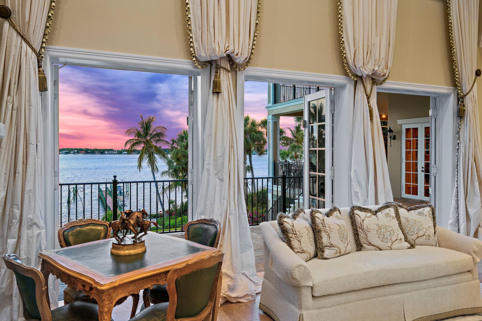 LUCINDIA - Residential