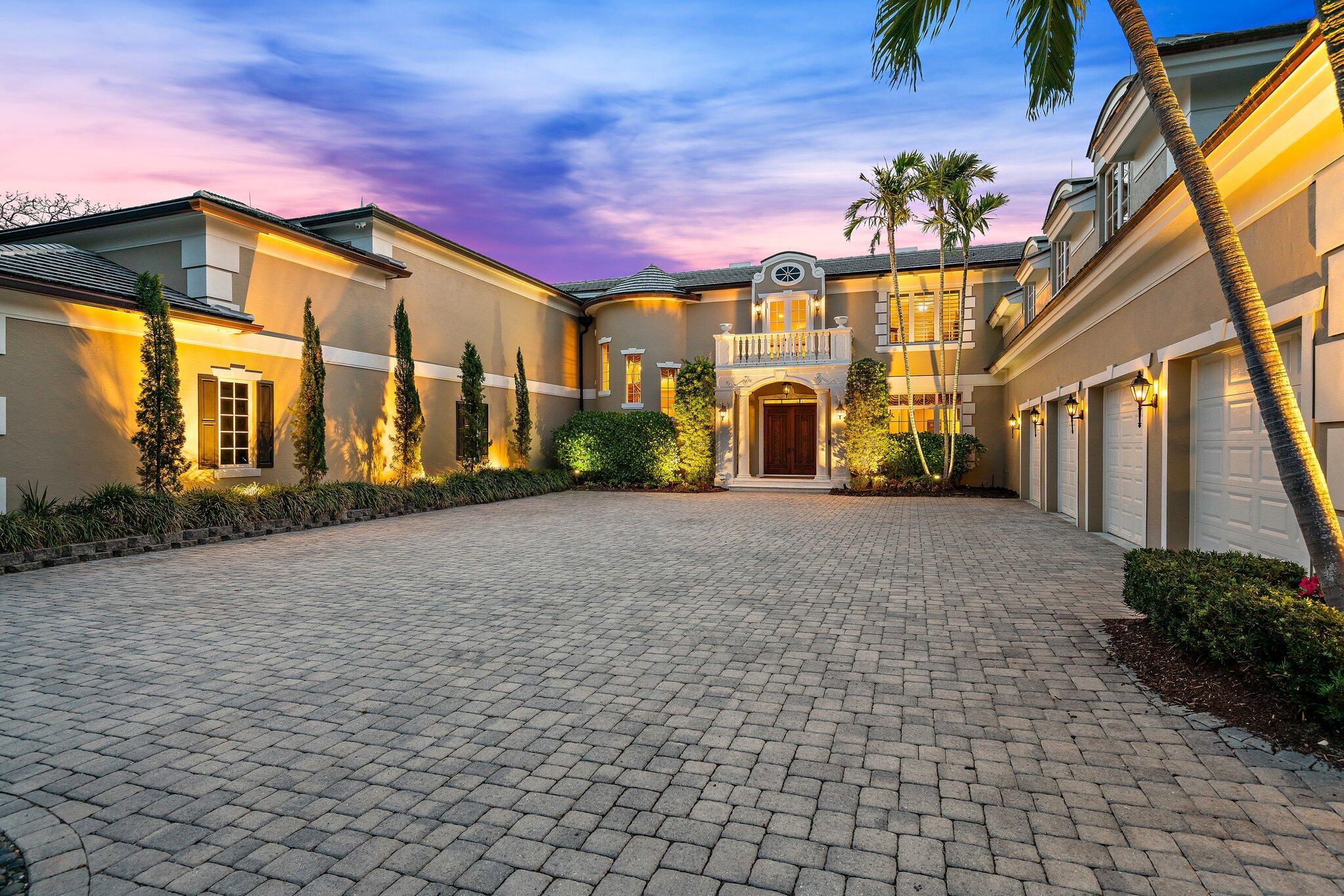 LUCINDIA - Residential