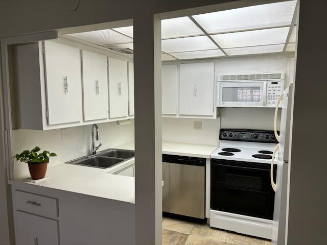 BOCA RATON SQUARE GATEWAY - Residential Lease