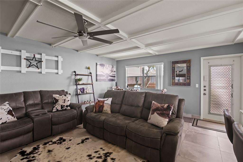 352 Saxony Trail 352