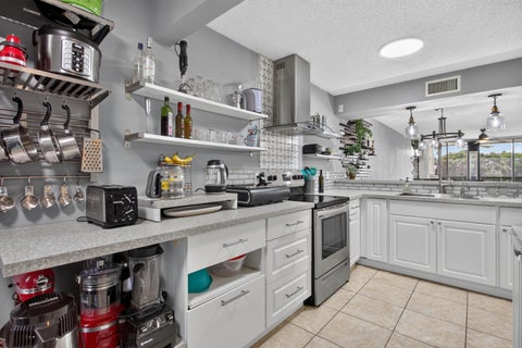 Tiny photo for 5626 Coral Lake Drive #302, Margate, FL 33063 (MLS # B26076289)