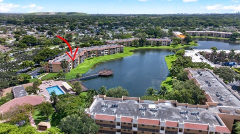 Tiny photo for 5626 Coral Lake Drive #302, Margate, FL 33063 (MLS # B26076289)
