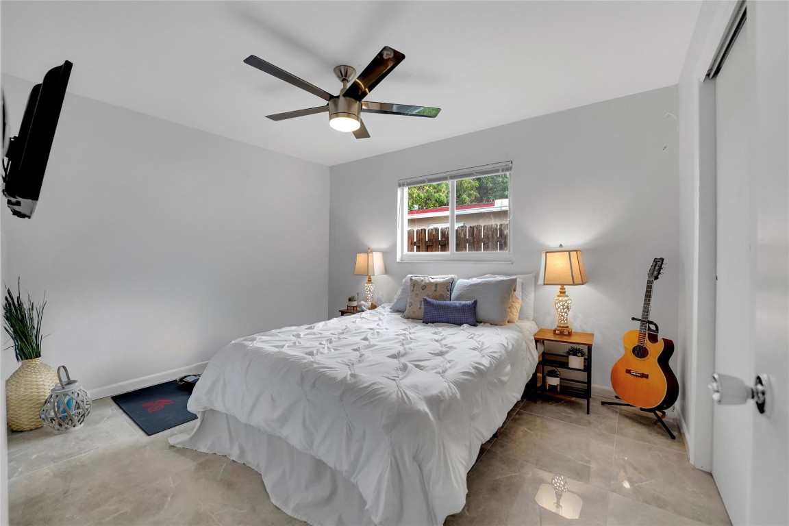 Oriole-Margate Sec 3 74-4 - Residential