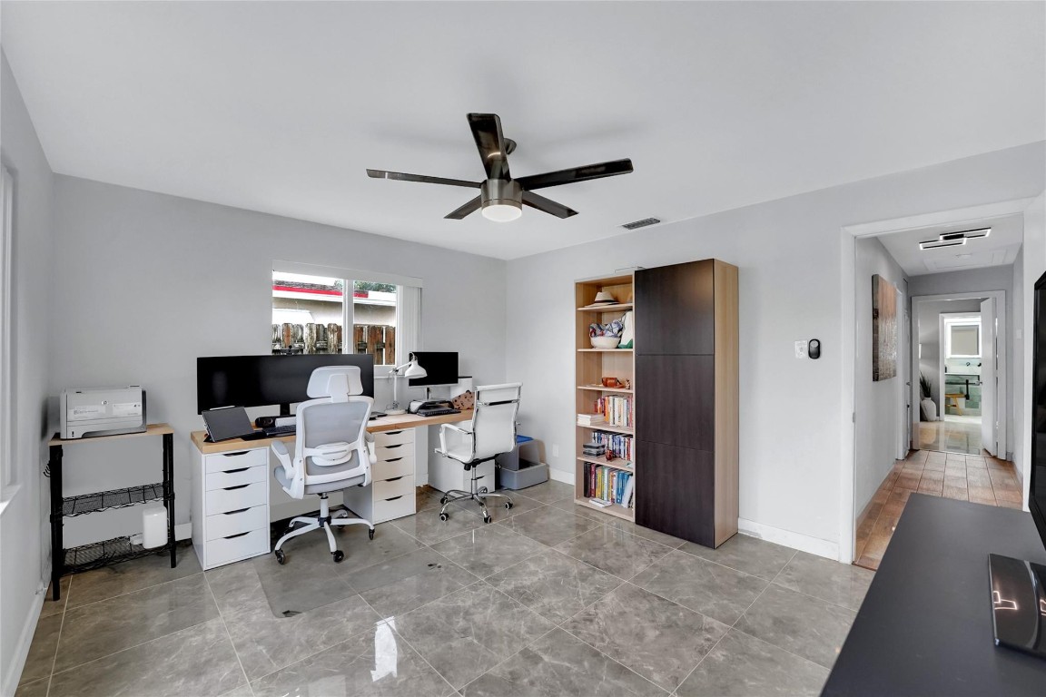 Oriole-Margate Sec 3 74-4 - Residential