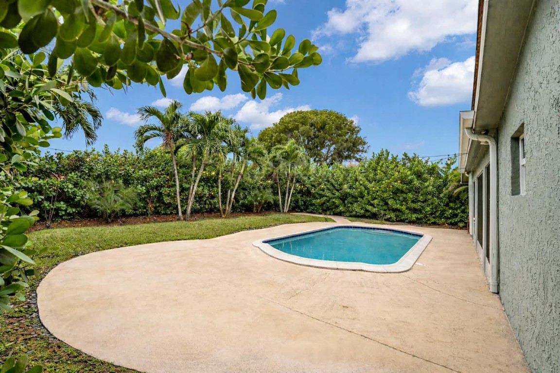 Oriole-Margate Sec 3 74-4 - Residential