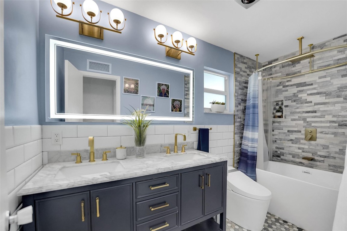 Oriole-Margate Sec 3 74-4 - Residential