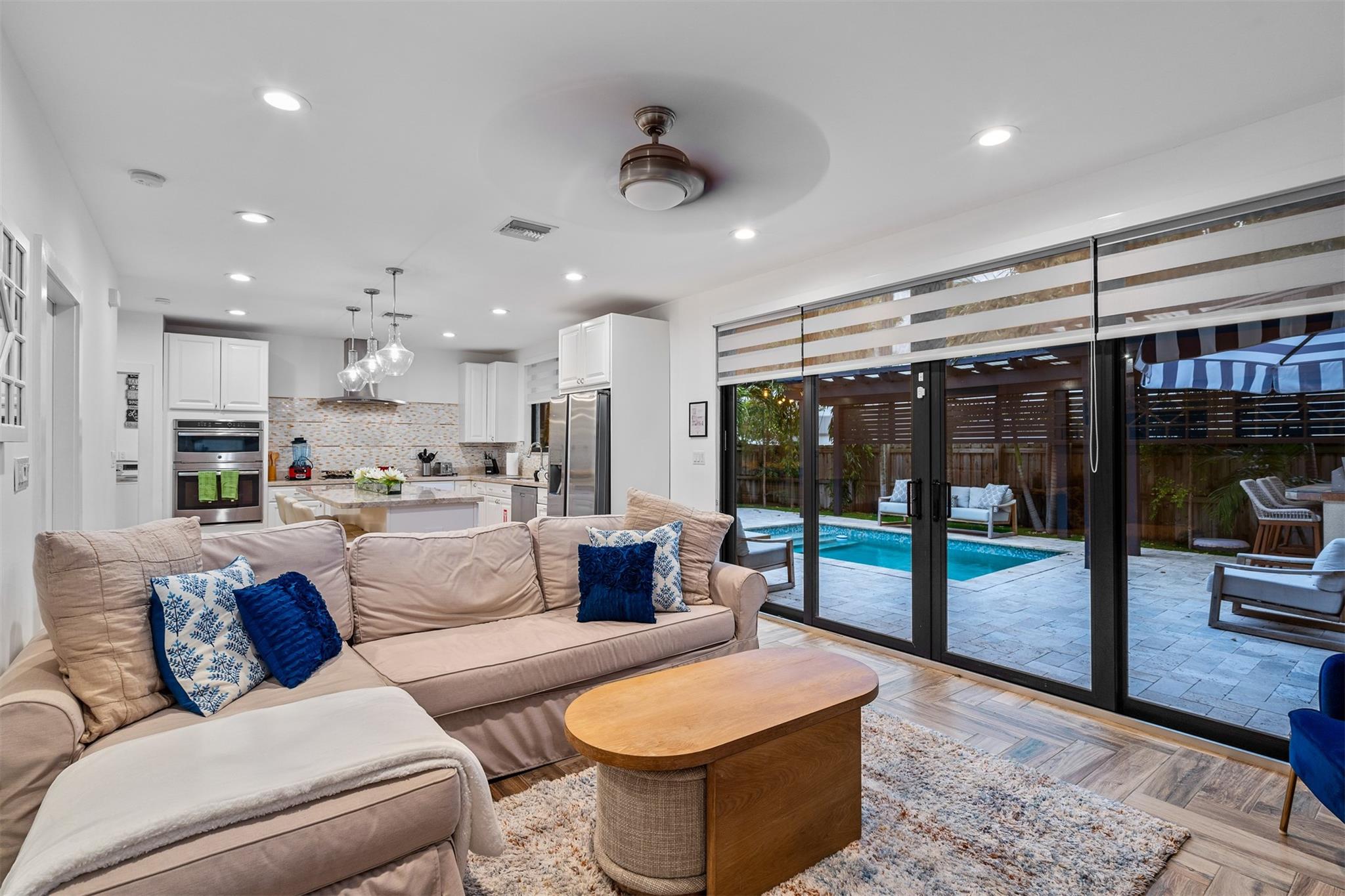 605 NE 15th Ave