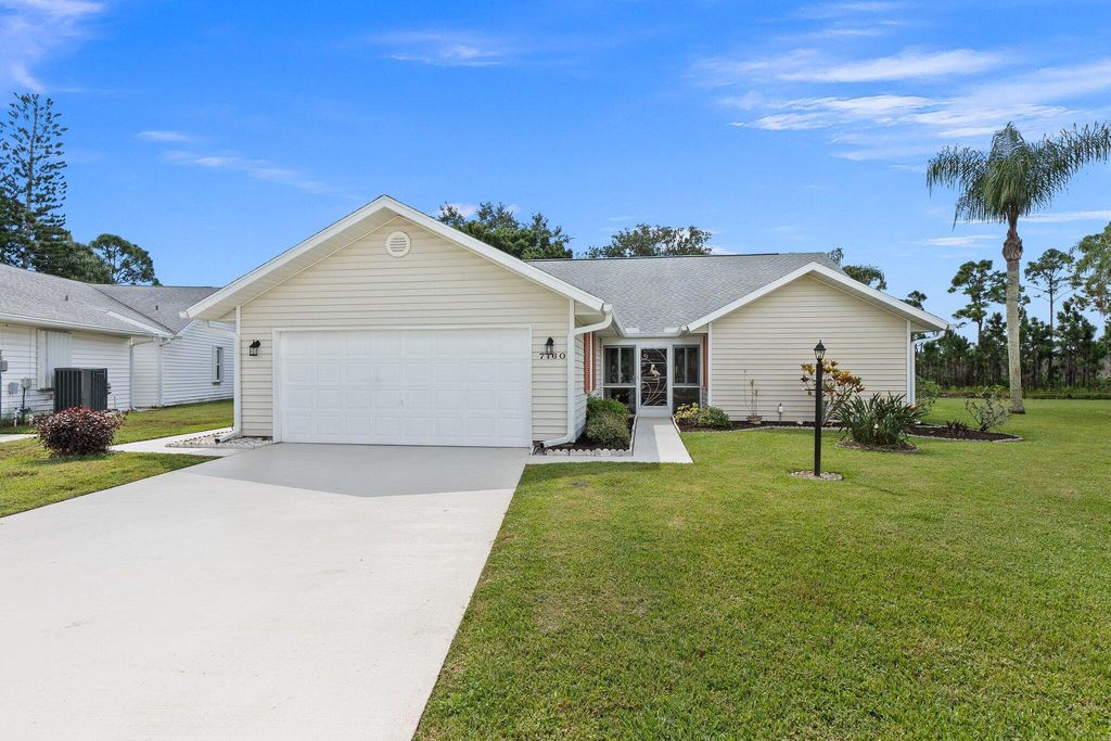 Photo of 7160 SE Lillian Court, Stuart, FL 34997 (MLS # R11020094)