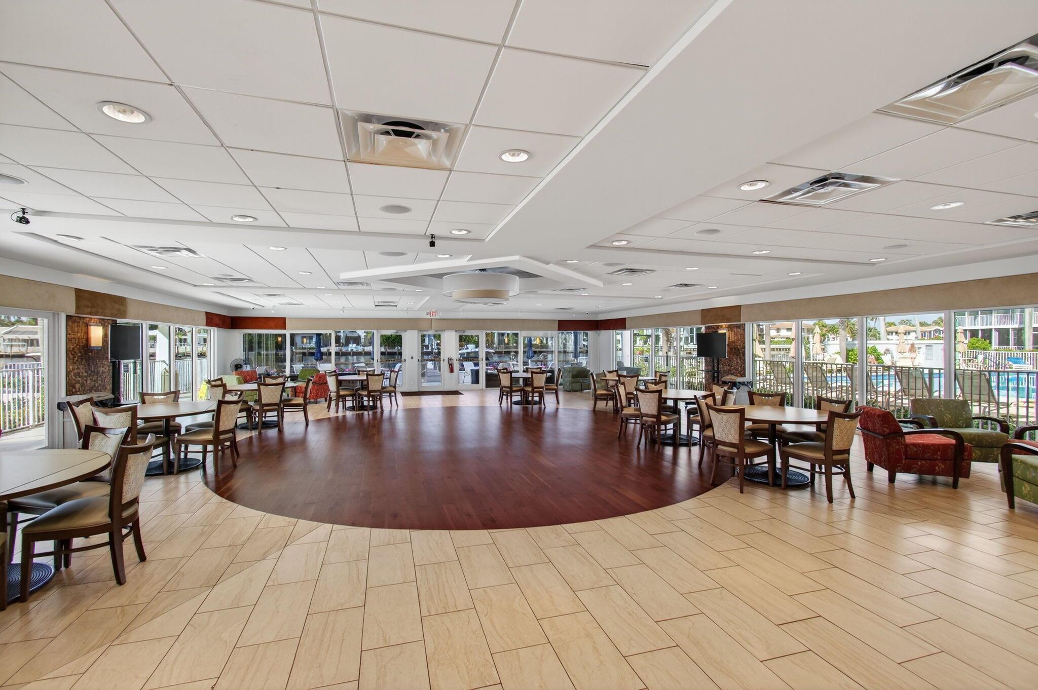 SEAGATE OF HIGHLAND CONDO - Residential