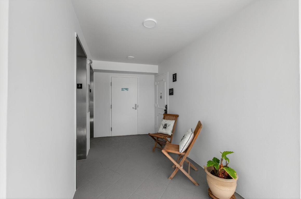 SEAGATE OF HIGHLAND CONDO - Residential