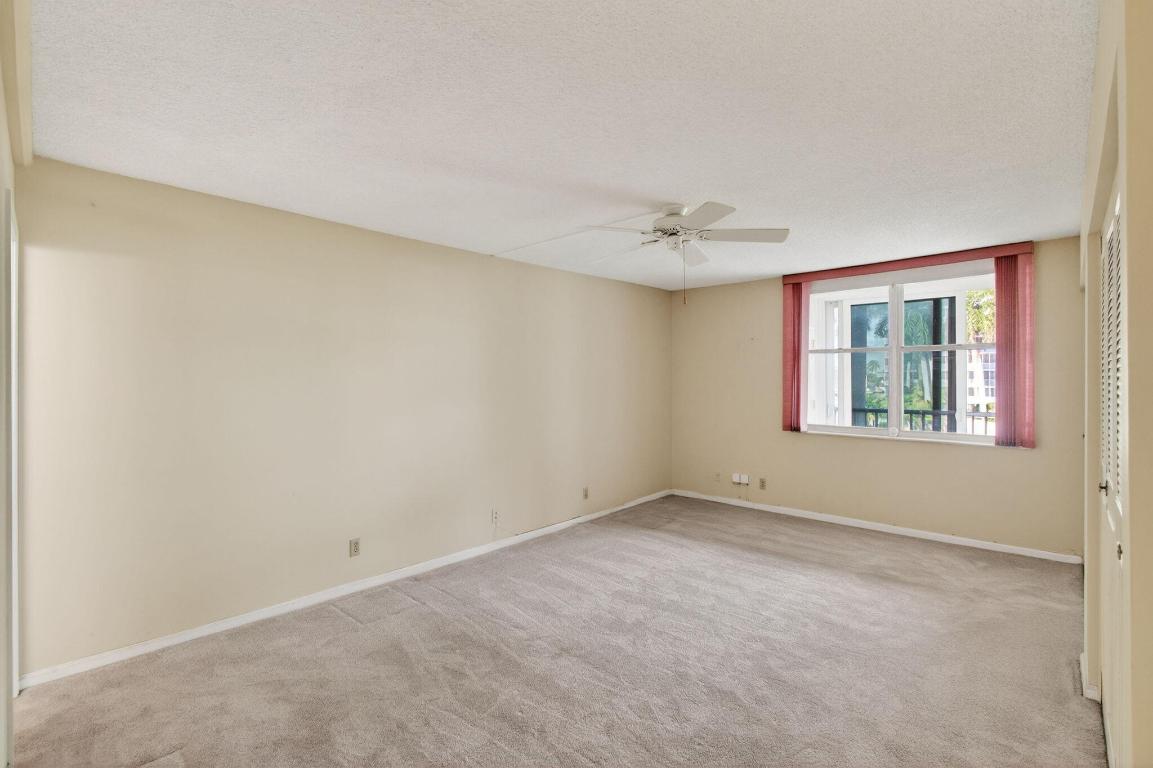 SEAGATE OF HIGHLAND CONDO - Residential