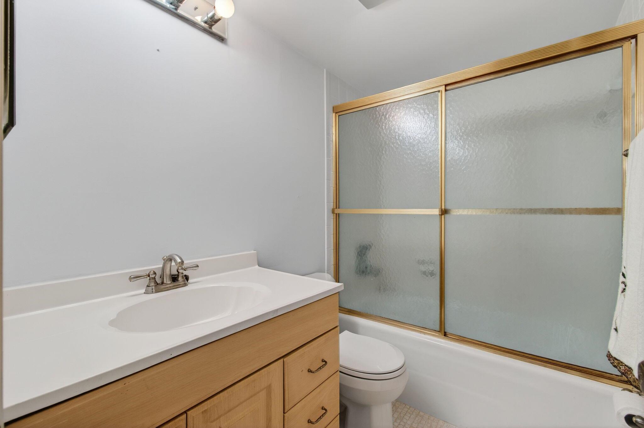 SEAGATE OF HIGHLAND CONDO - Residential