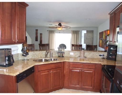 Royal Woods Condo - Residential Lease