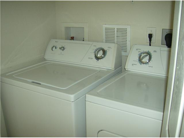 Royal Woods Condo - Residential Lease