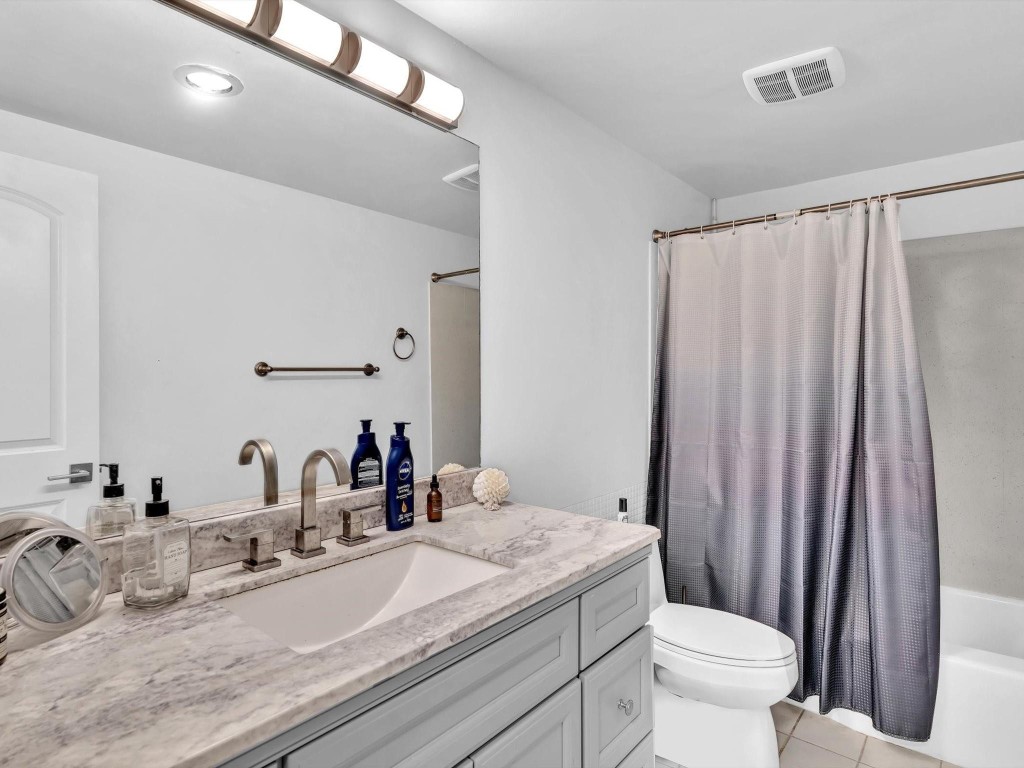 MAYBURY MANSIONS - Residential
