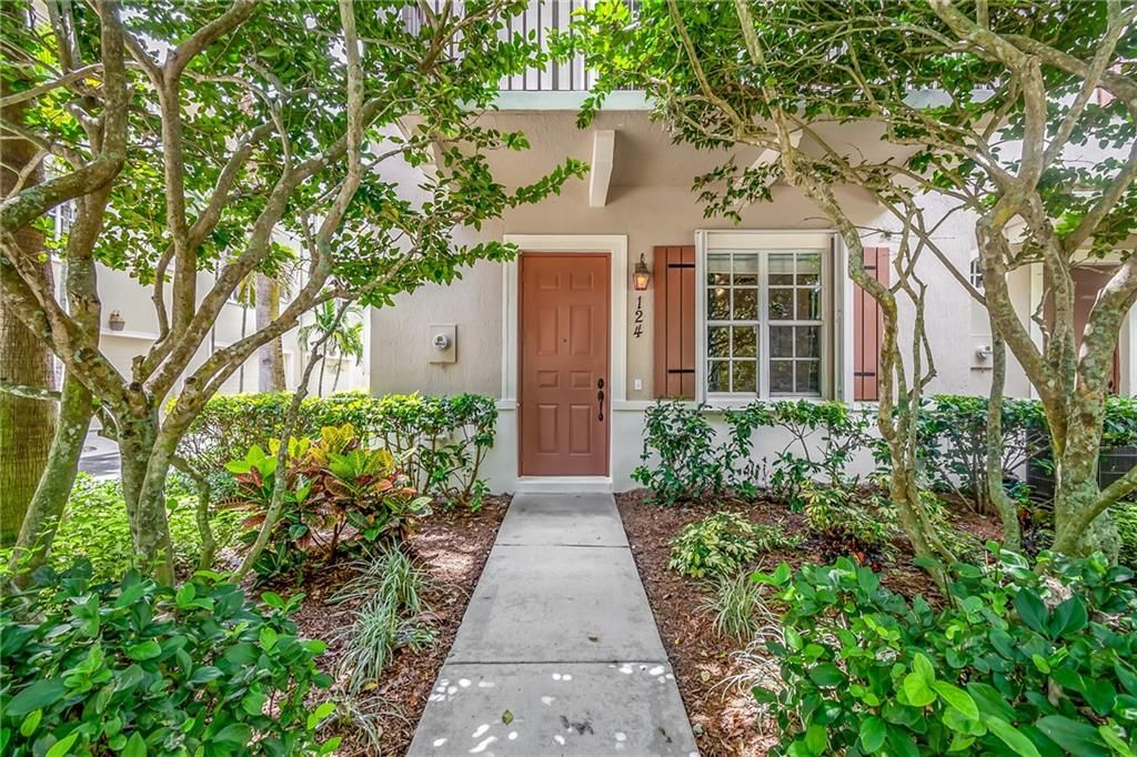 Photo of 124 E Indian Crossing Cir, Jupiter, FL 33458 (MLS # F10295580)
