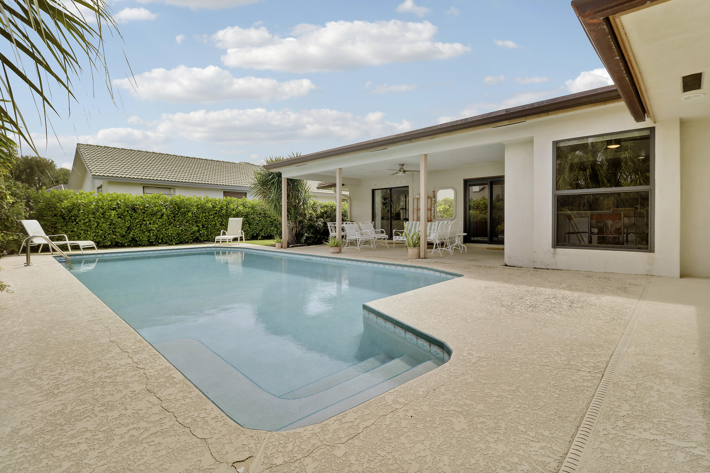 TEQUESTA PINES - Residential Lease