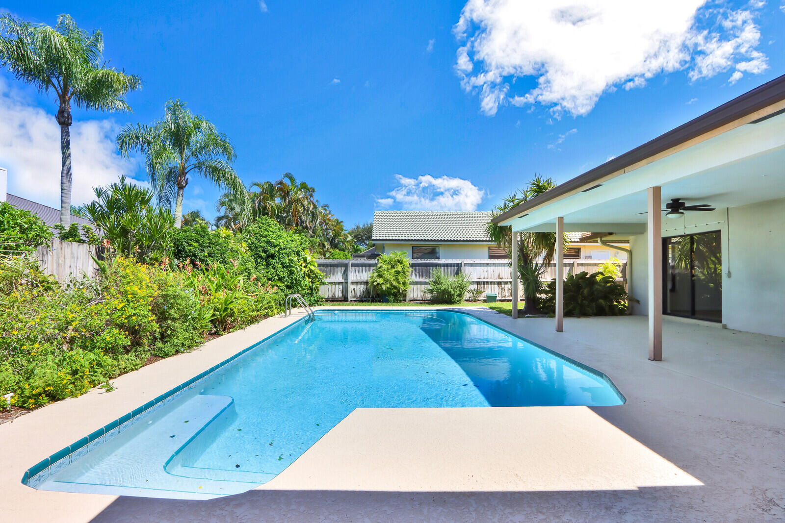 TEQUESTA PINES - Residential Lease