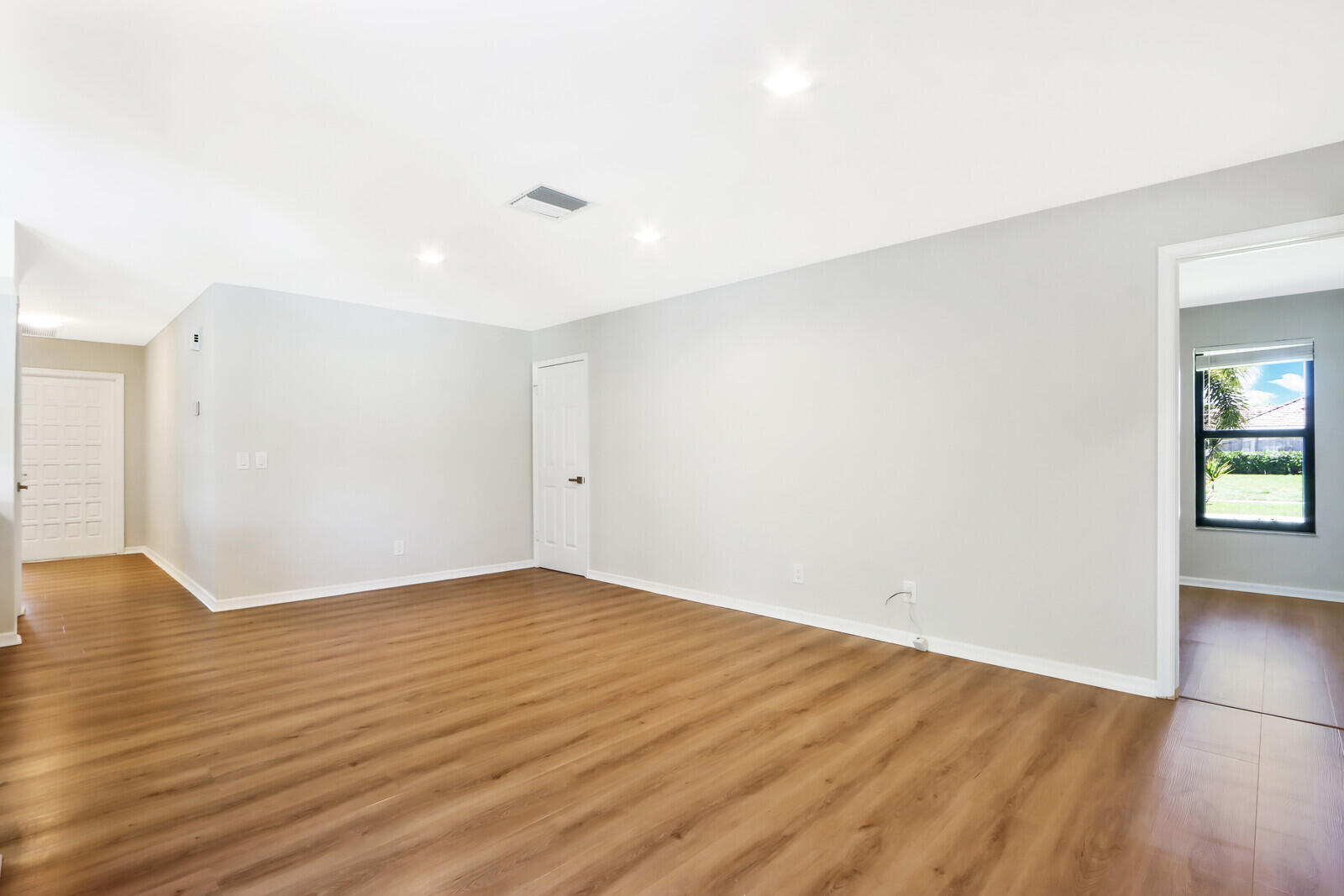 TEQUESTA PINES - Residential Lease