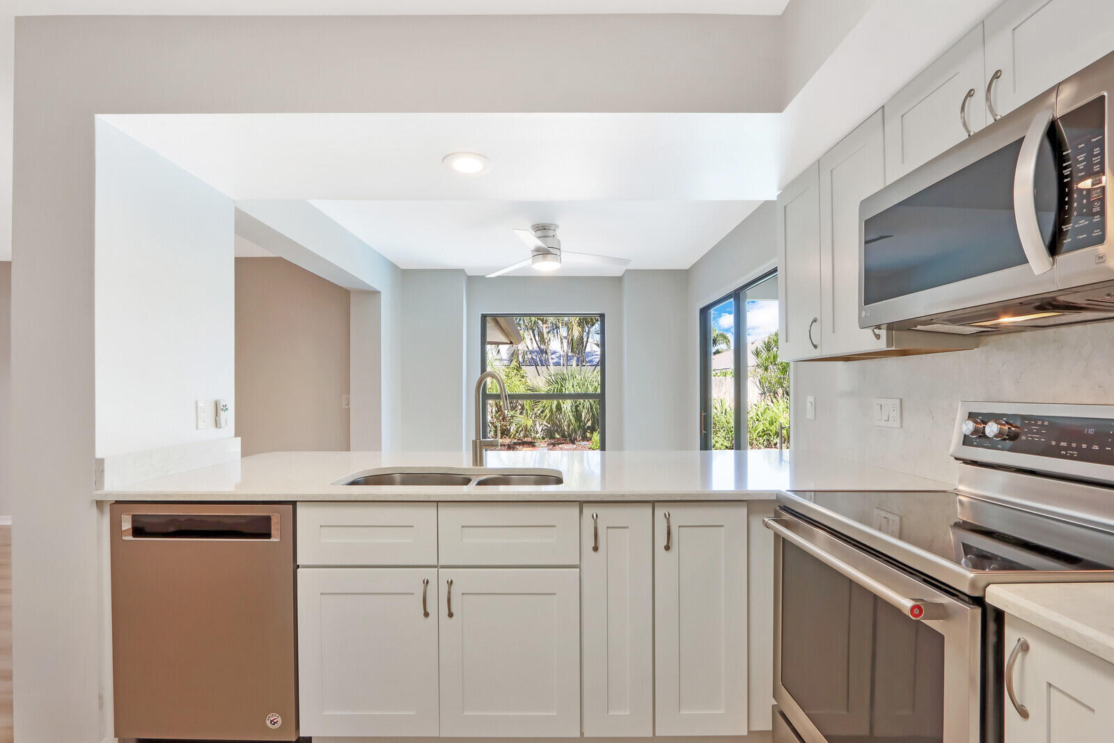 TEQUESTA PINES - Residential Lease