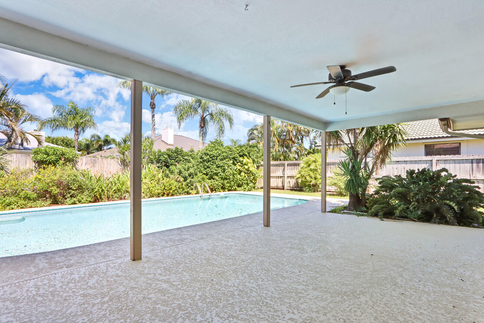 TEQUESTA PINES - Residential Lease