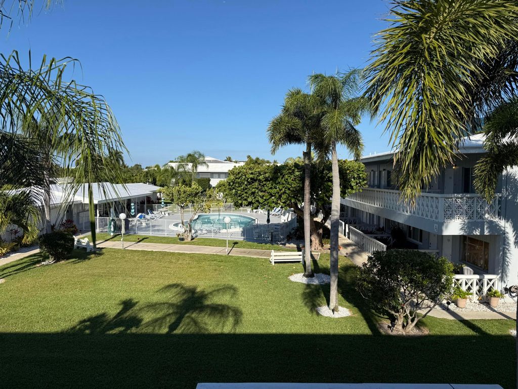 Photo of 2170 NE 51st Court #B5, Fort Lauderdale, FL 33308 (MLS # B26022822)