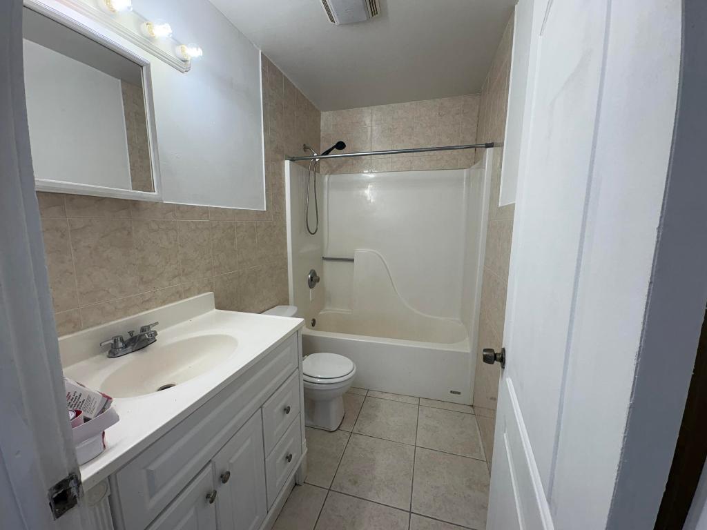 SMITH ARTHUR M AND EMMA D SUB - Residential Lease