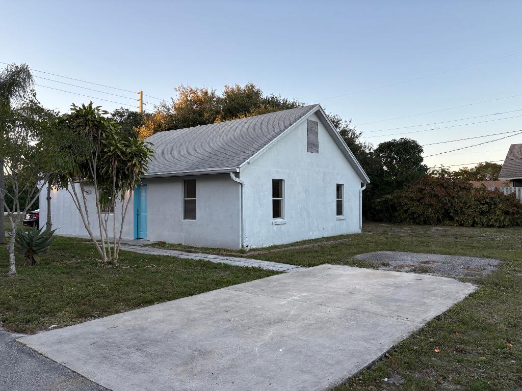 SMITH ARTHUR M AND EMMA D SUB - Residential Lease