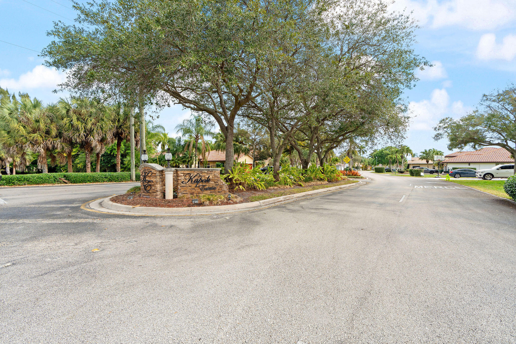 KAPOK VILLAGE ESTATES - Residential