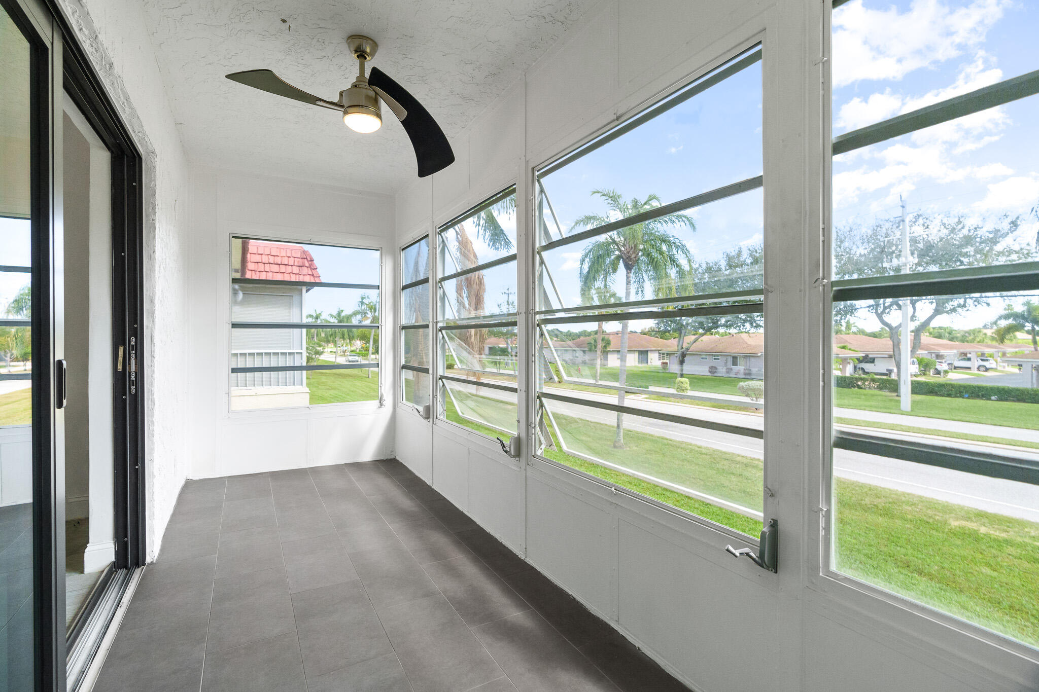 VILLAGES OF ORIOLE ABBEY CONDO - Residential