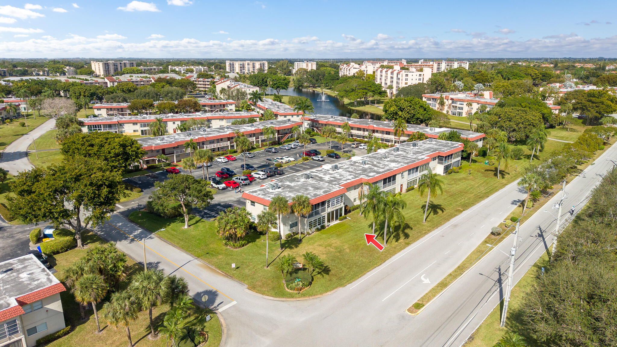 VILLAGES OF ORIOLE ABBEY CONDO - Residential