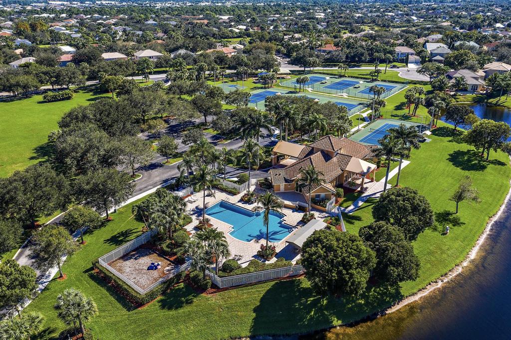 EGRET LANDING AT JUPITER - Residential
