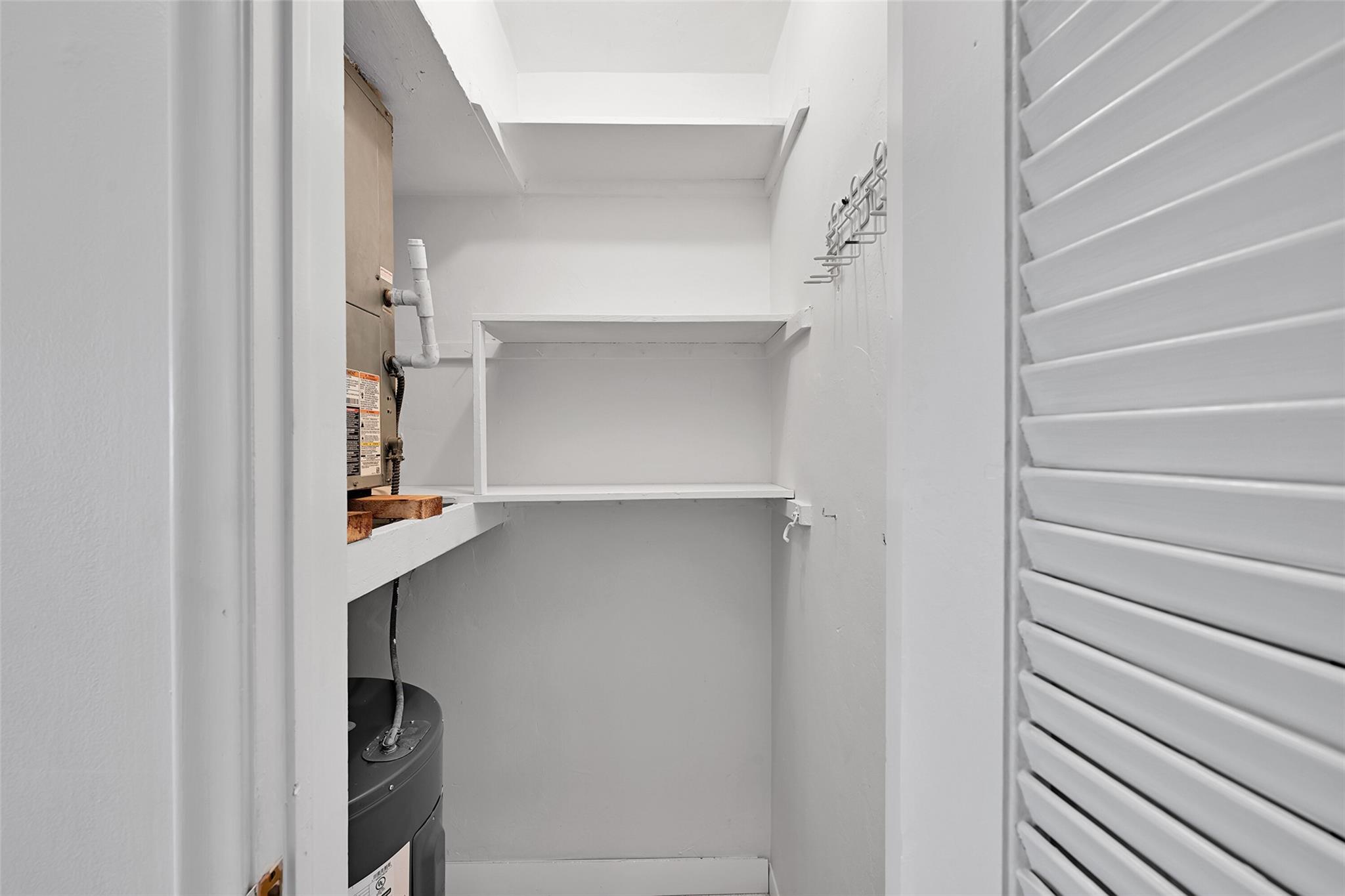 GOLDEN EAGLE CONDO - Residential Lease