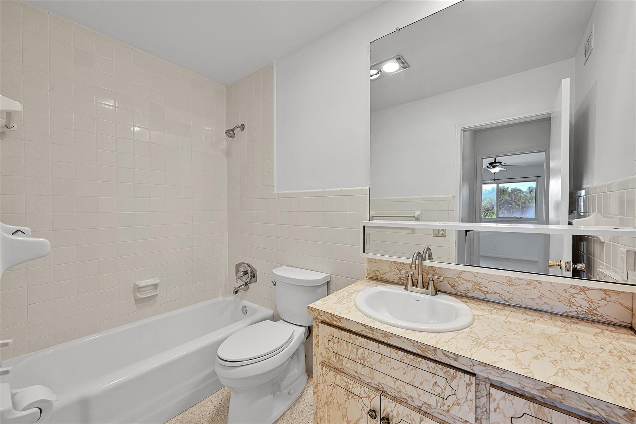 GOLDEN EAGLE CONDO - Residential Lease