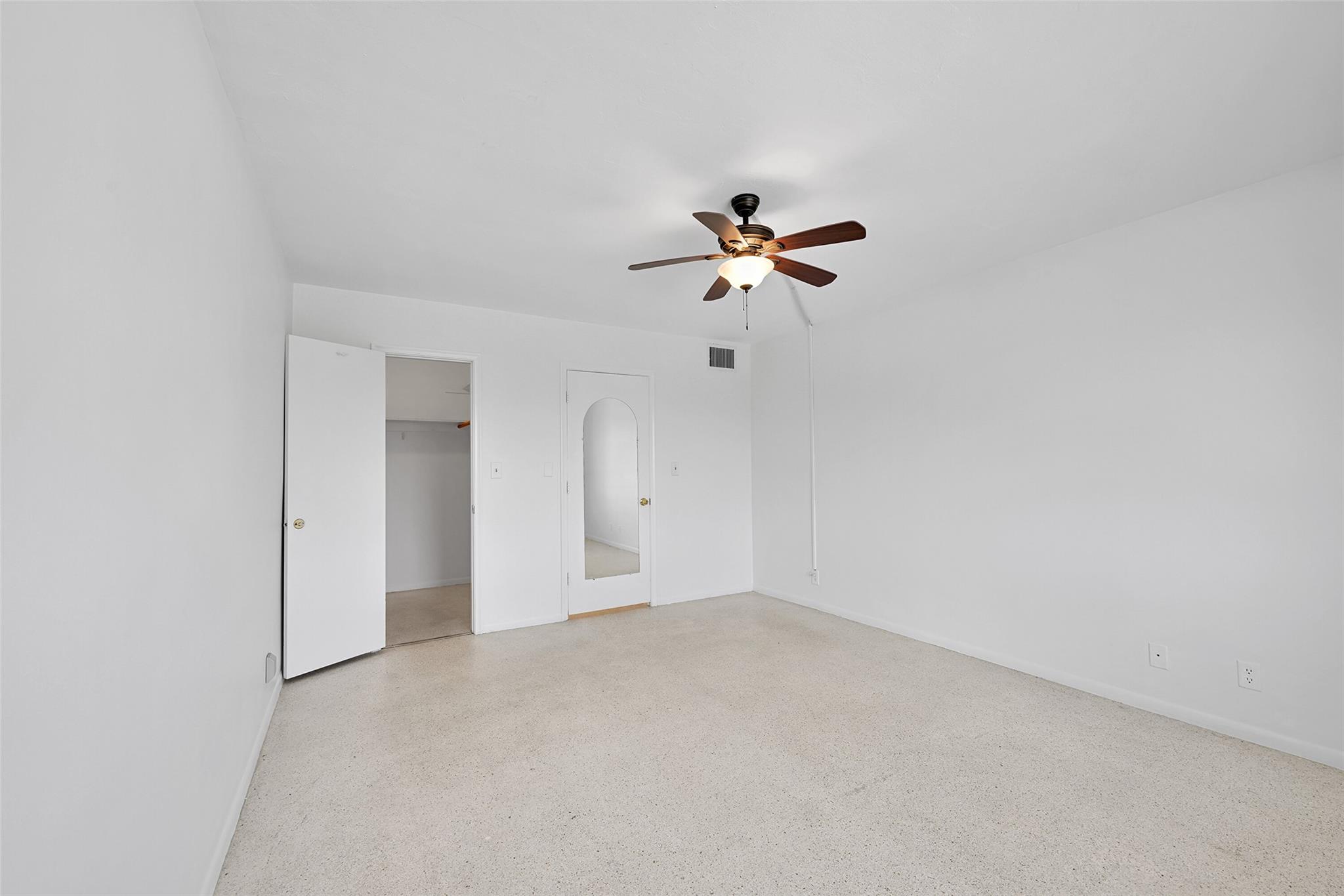 GOLDEN EAGLE CONDO - Residential Lease