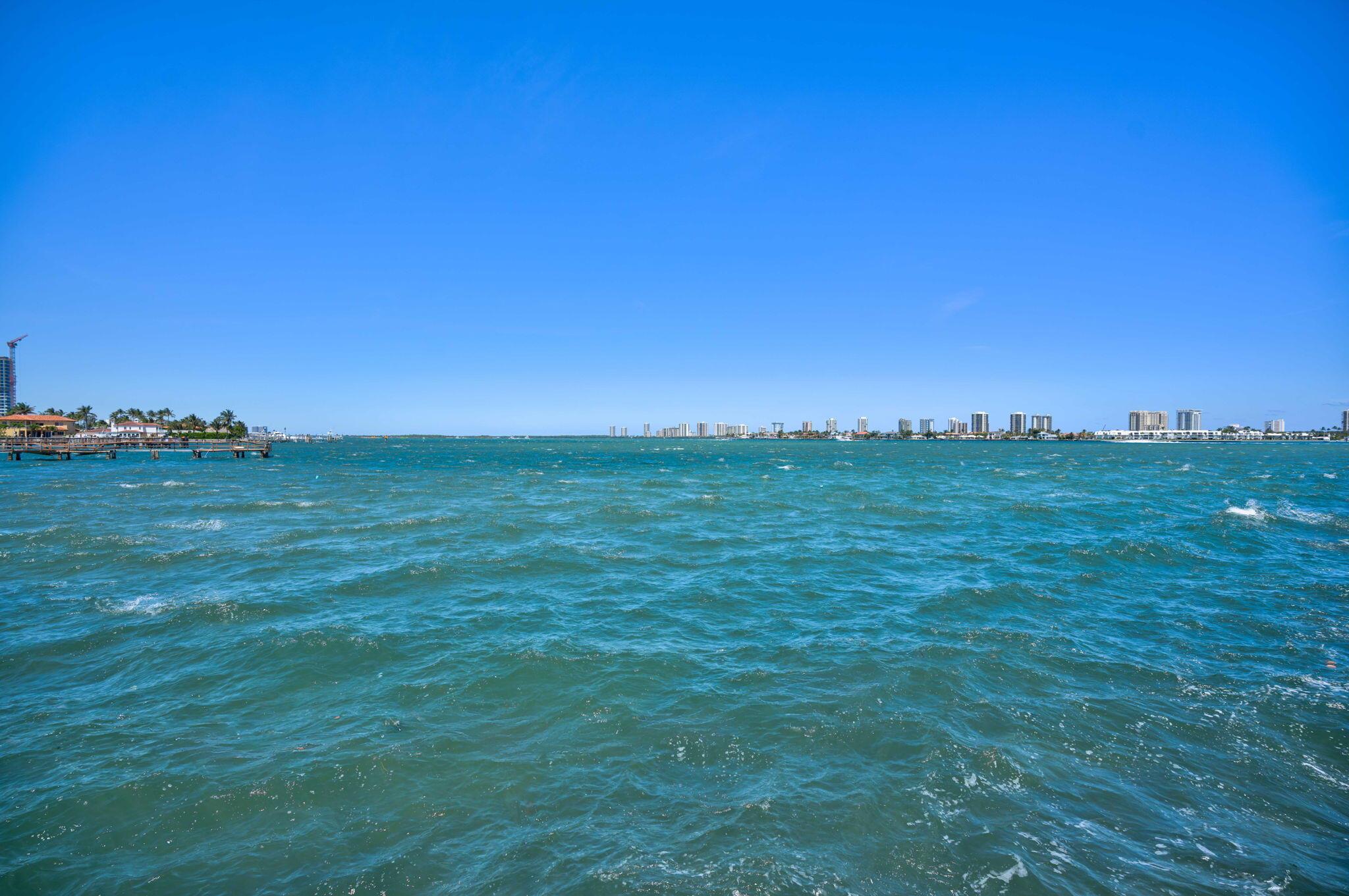 WILSHIRE EAST CONDOS - Residential Lease