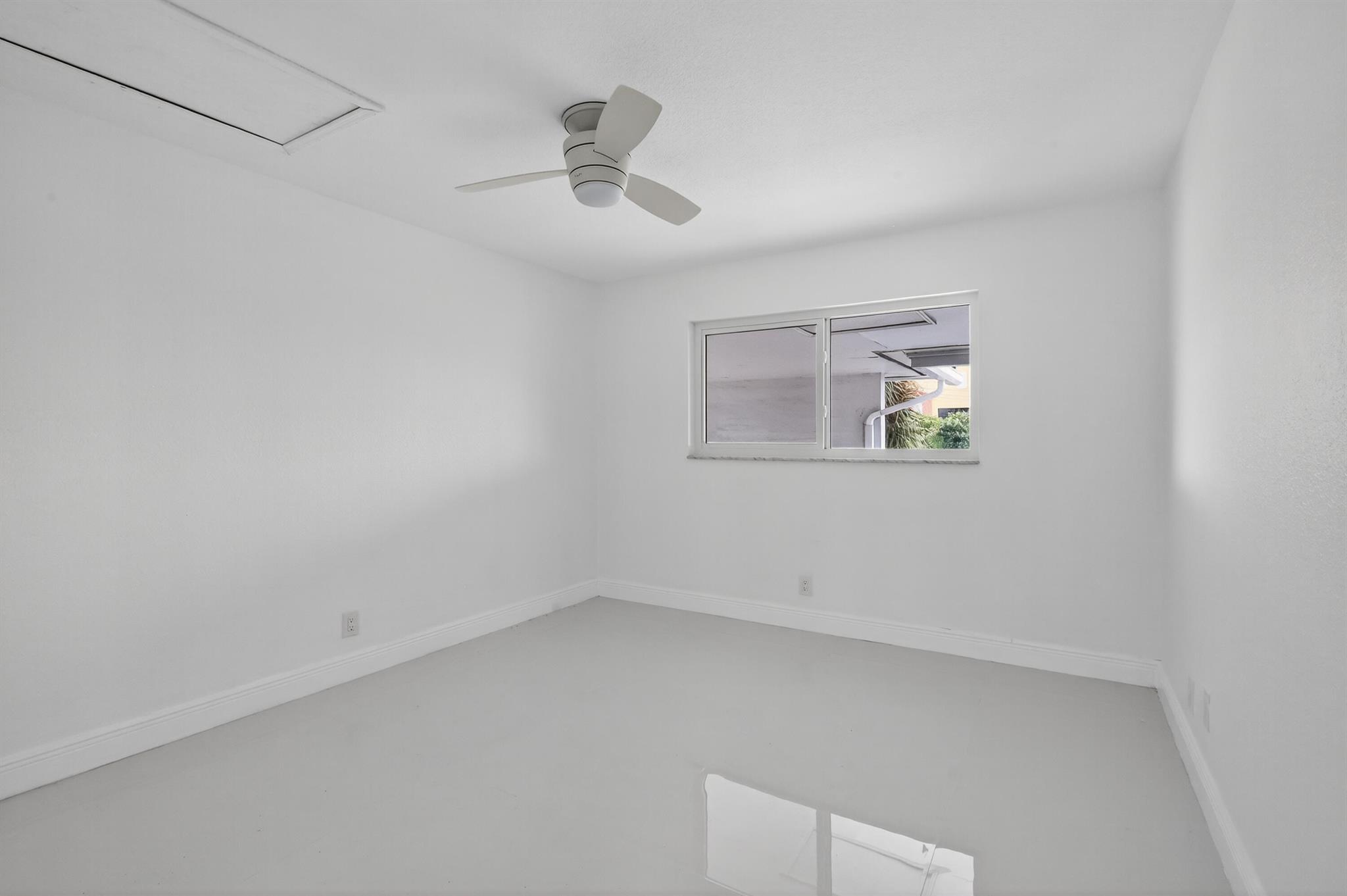 WILSHIRE EAST CONDOS - Residential Lease