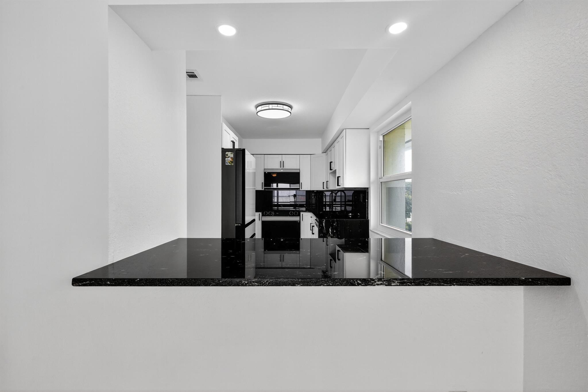 WILSHIRE EAST CONDOS - Residential Lease