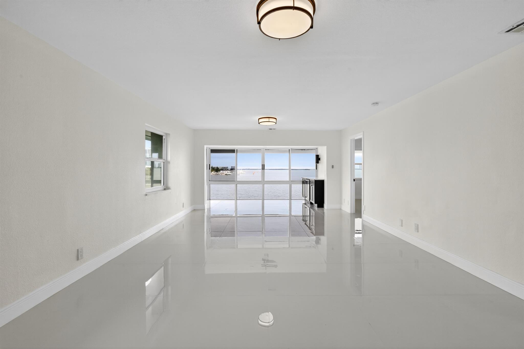 WILSHIRE EAST CONDOS - Residential Lease