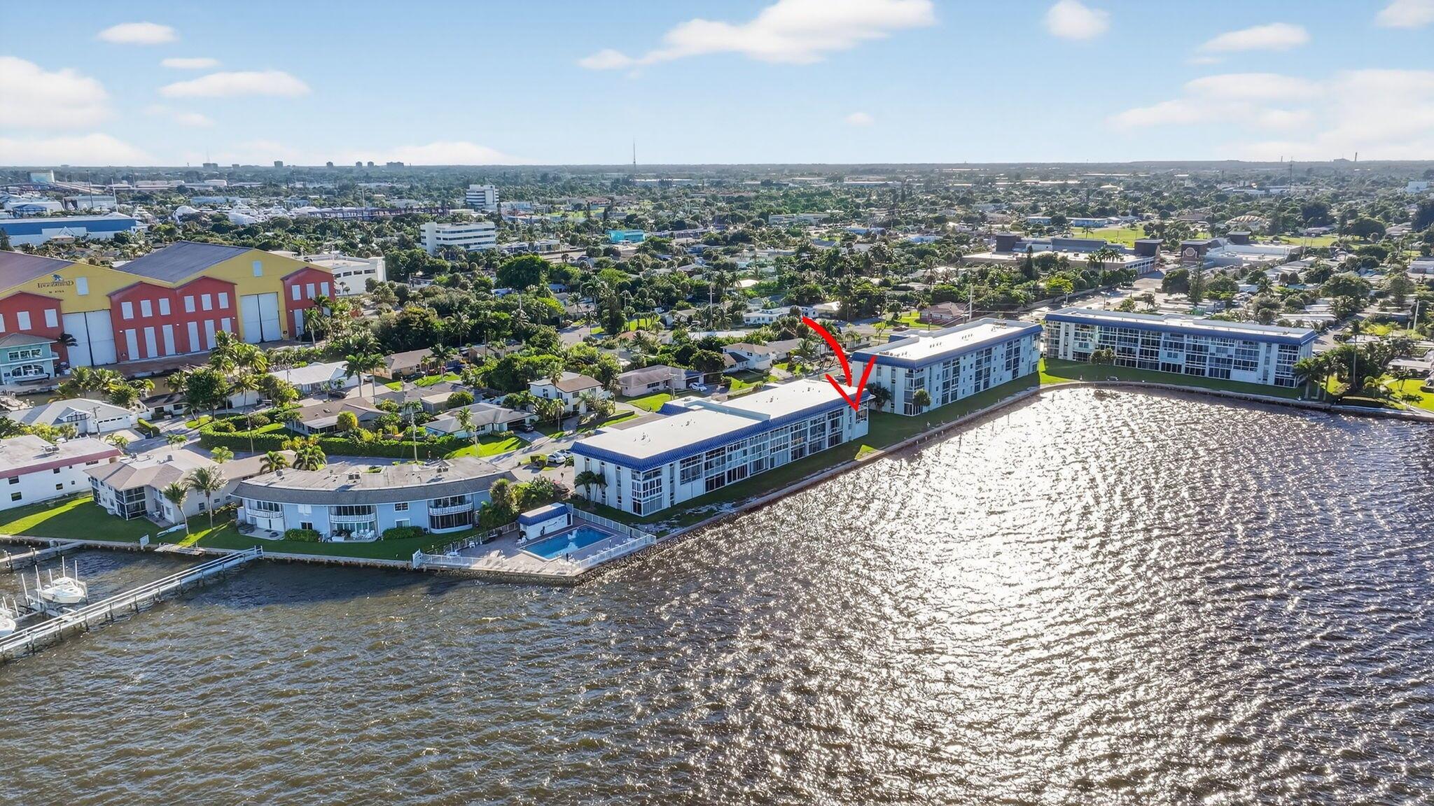 WILSHIRE EAST CONDOS - Residential Lease