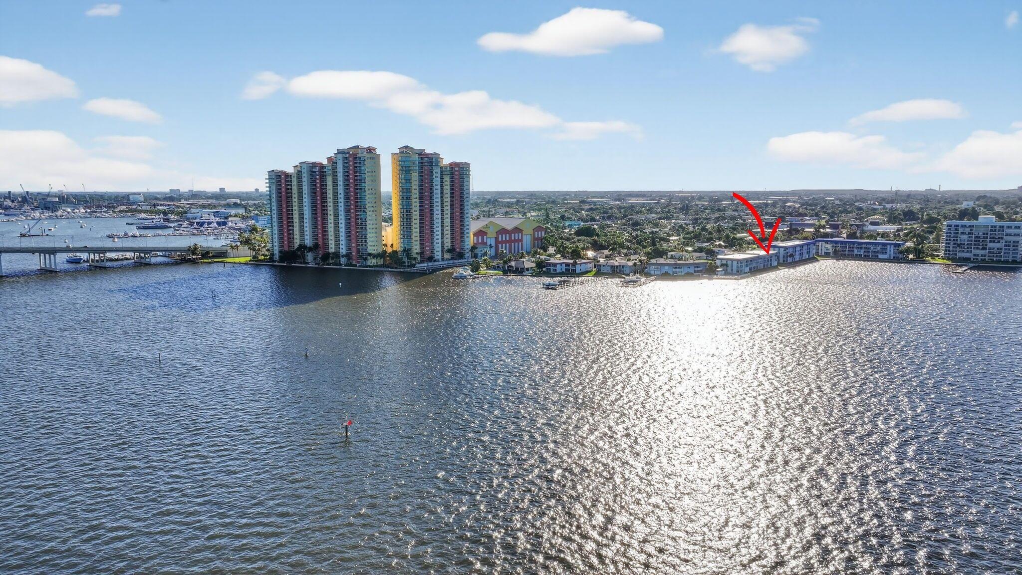 WILSHIRE EAST CONDOS - Residential Lease