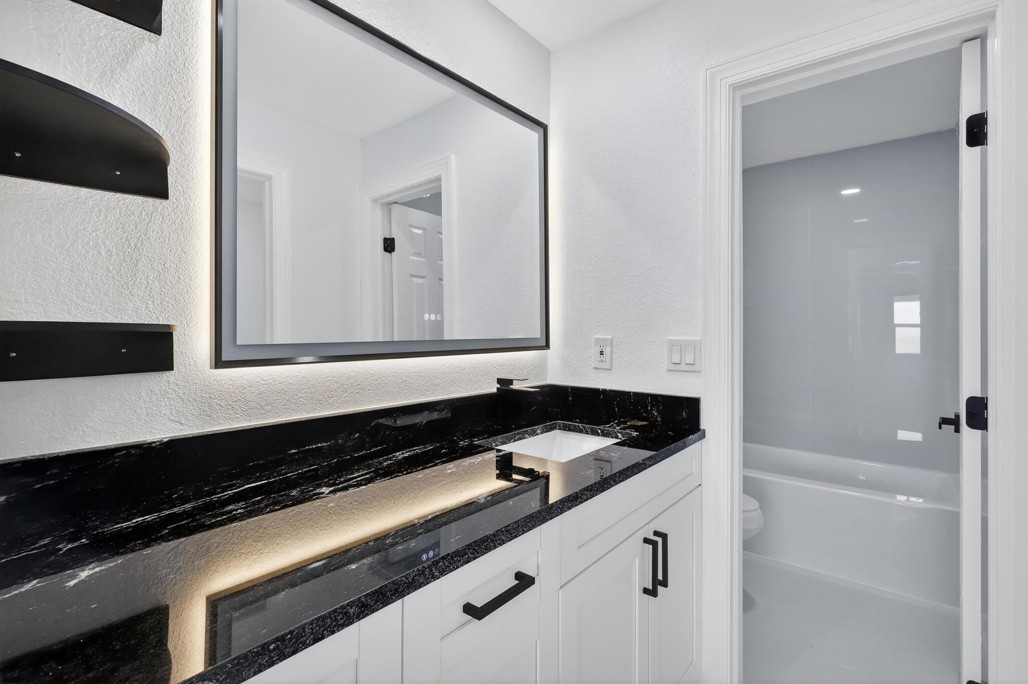 WILSHIRE EAST CONDOS - Residential Lease