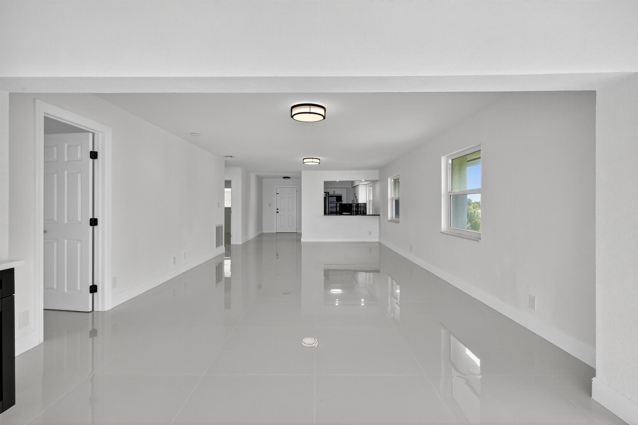 WILSHIRE EAST CONDOS - Residential Lease