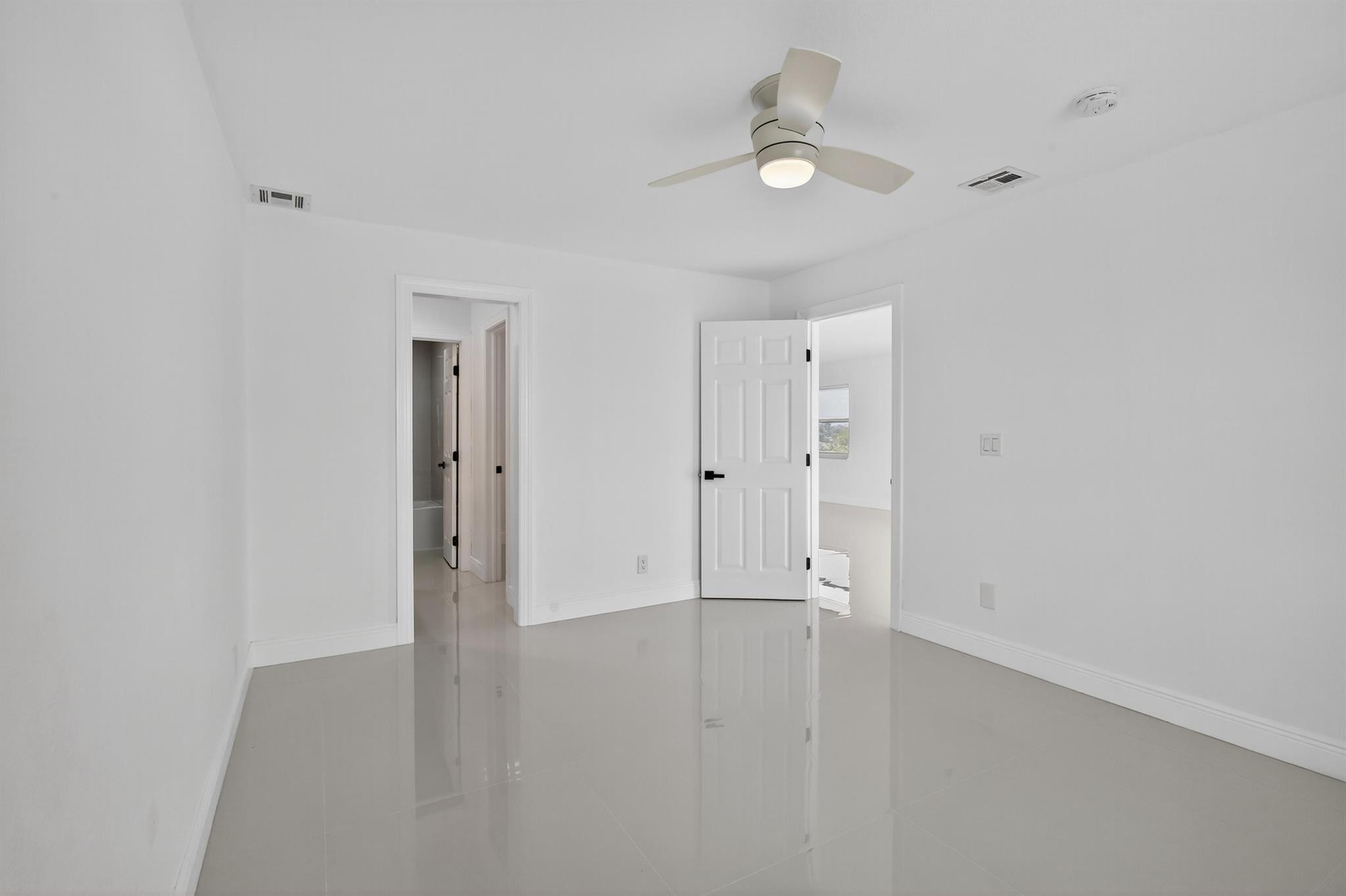 WILSHIRE EAST CONDOS - Residential Lease