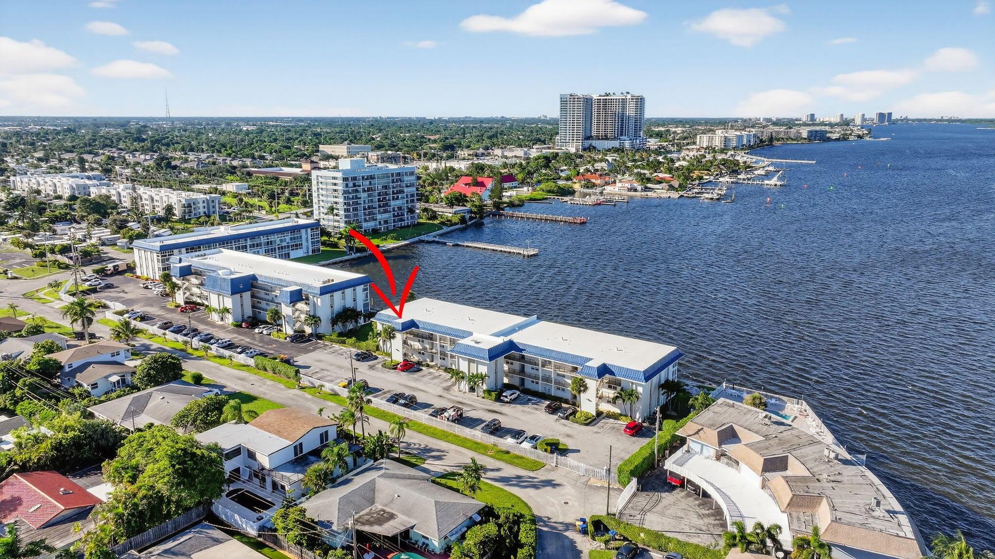 WILSHIRE EAST CONDOS - Residential Lease