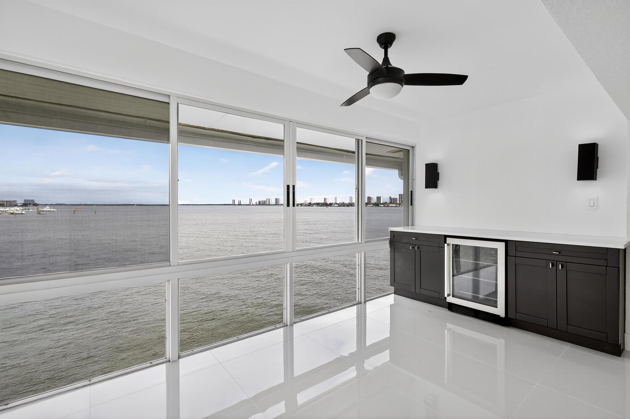 WILSHIRE EAST CONDOS - Residential Lease