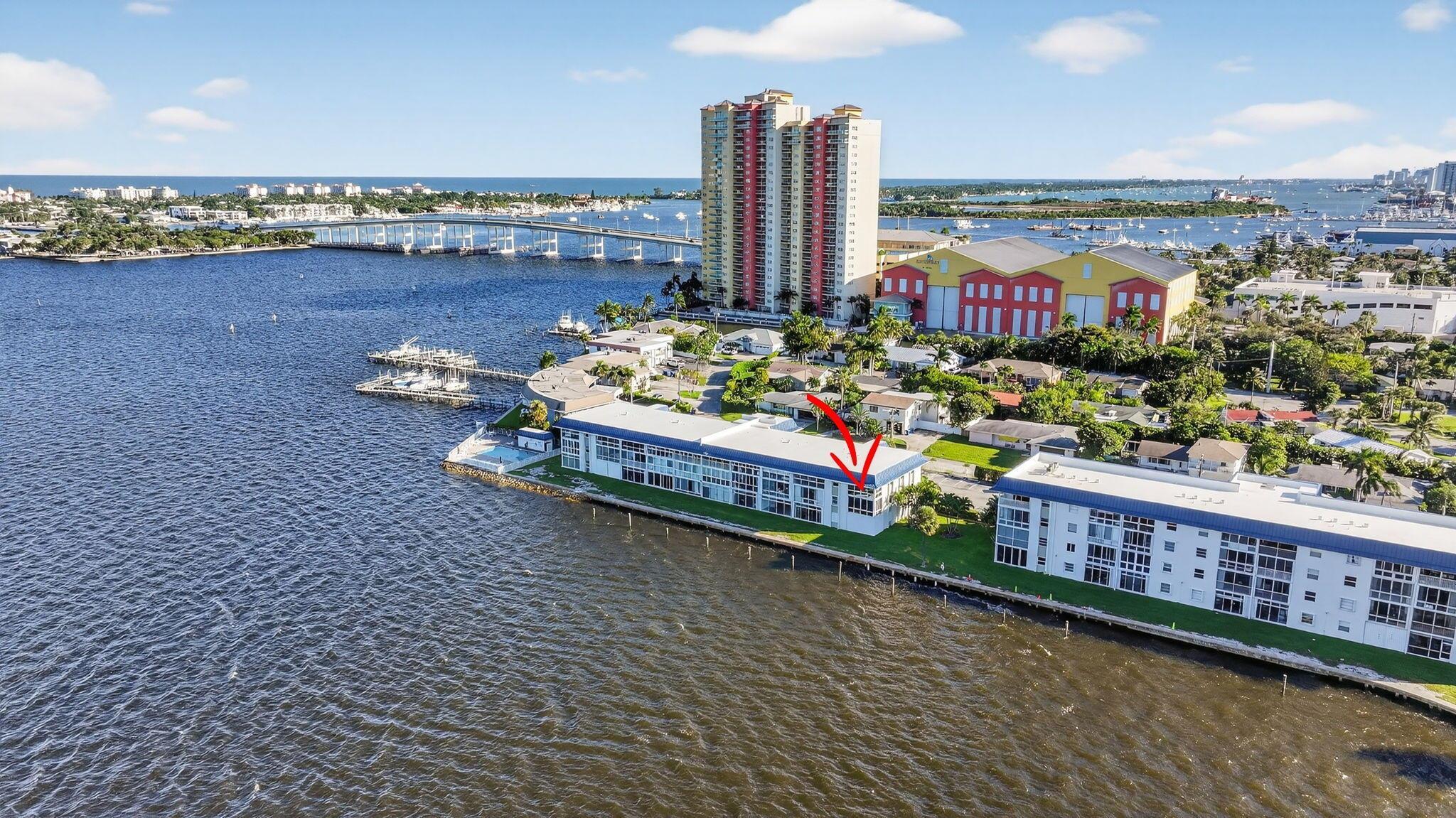 WILSHIRE EAST CONDOS - Residential Lease